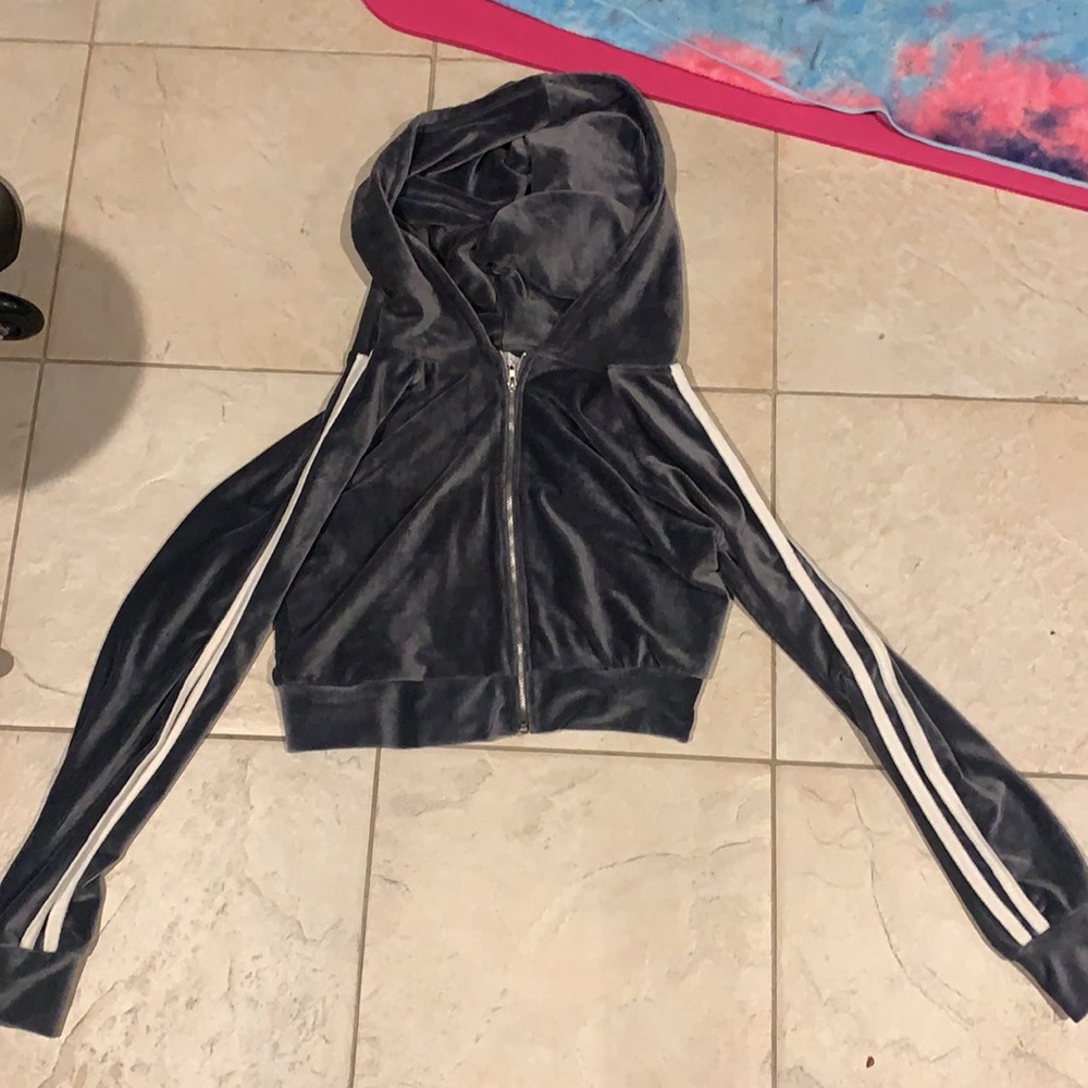 BOUTIQUE velour tracksuit - Picture 2 of 3